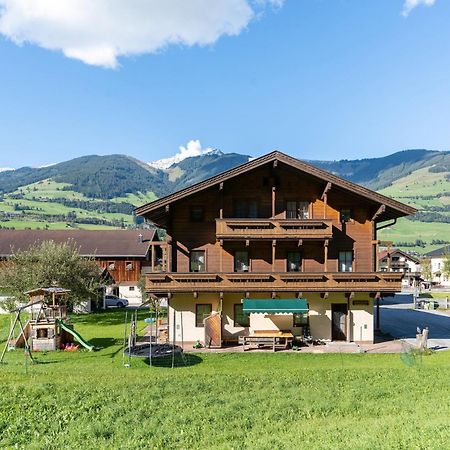Beautiful Apartment In Mittersill With Balcony Buitenkant foto