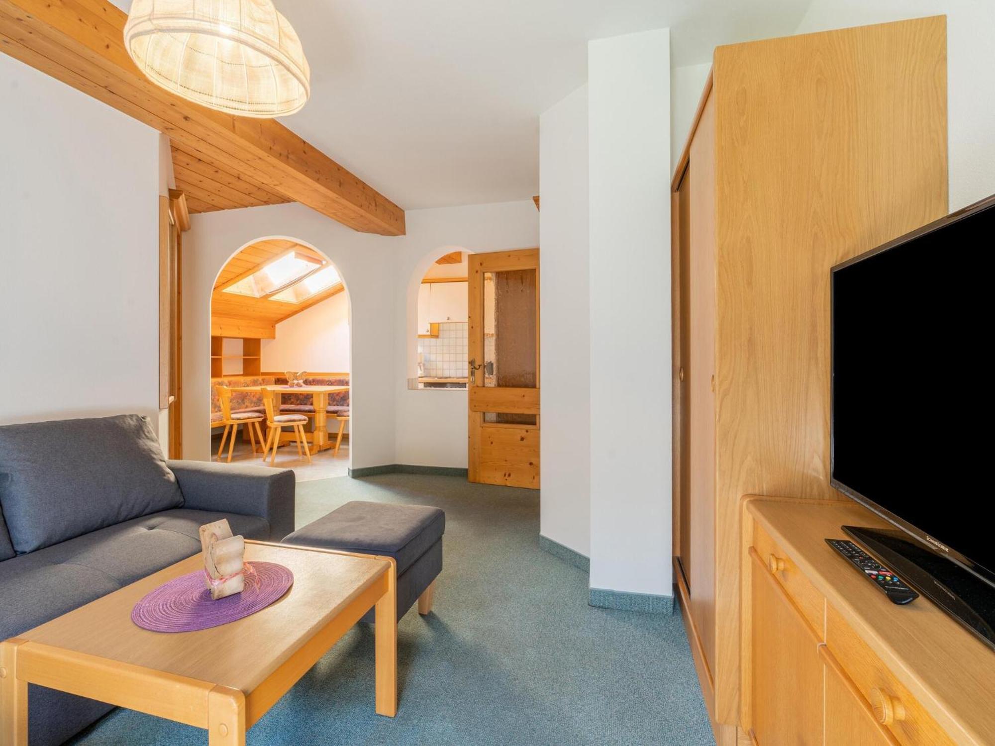 Beautiful Apartment In Mittersill With Balcony Buitenkant foto