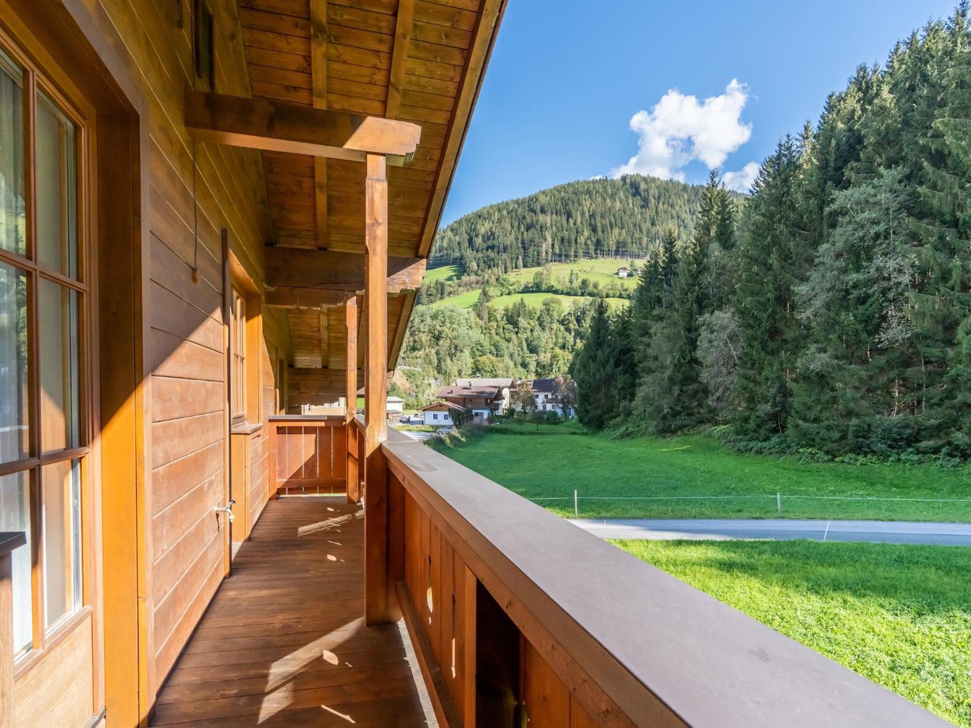 Beautiful Apartment In Mittersill With Balcony Buitenkant foto