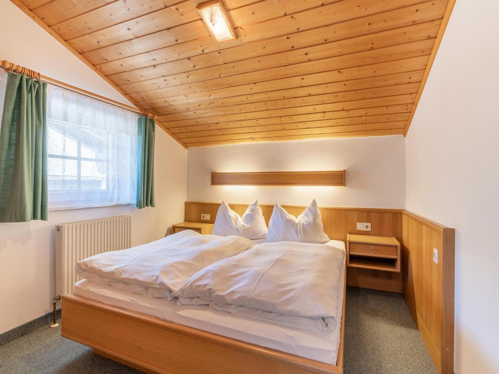 Beautiful Apartment In Mittersill With Balcony Buitenkant foto