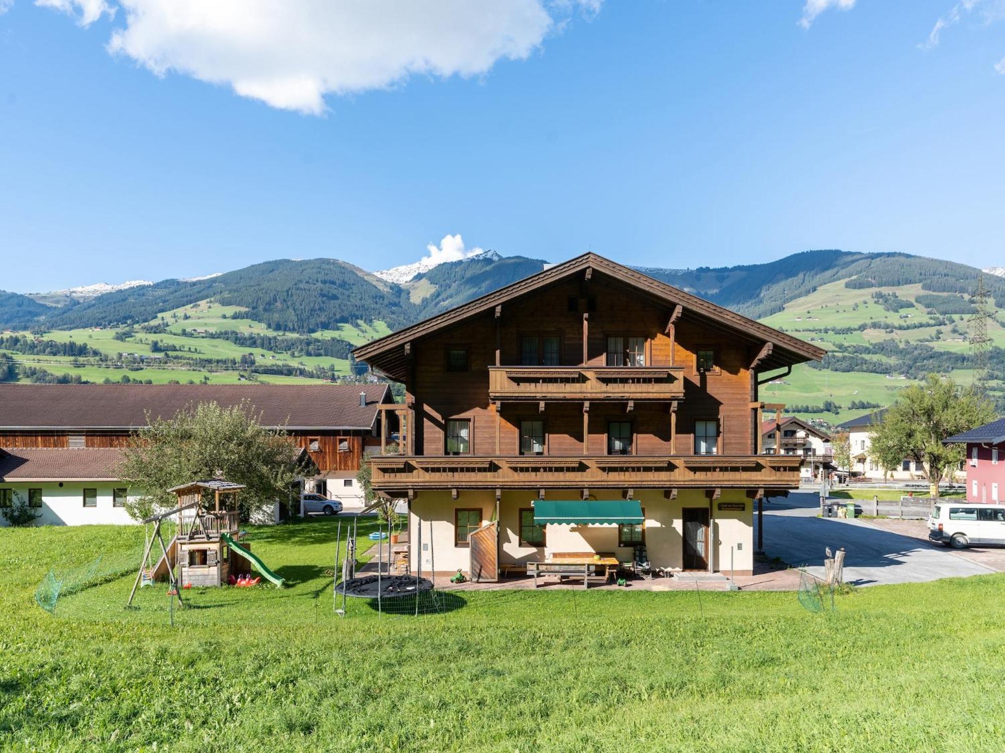 Beautiful Apartment In Mittersill With Balcony Buitenkant foto